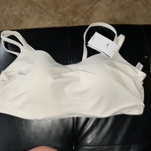 Nike Alate Plus size bra. beige padded dri fit. New w/tags. Very pretty.